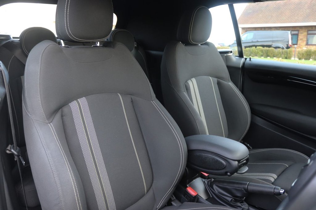 Used MINI Convertible 2020 for sale - 77241587: Photo 35