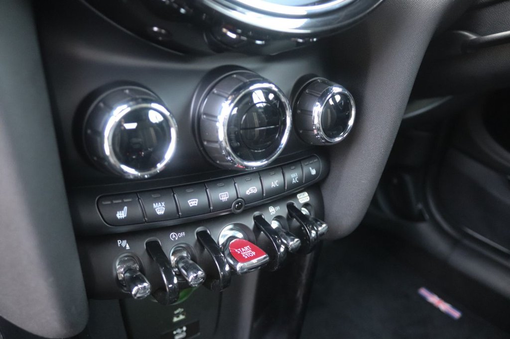 Used MINI Convertible 2020 for sale - 77241587: Photo 39