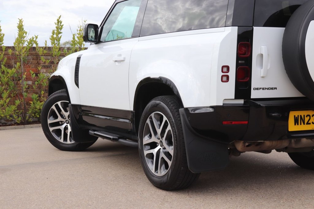 Used Land Rover Defender 2023 for sale - 76690805: Photo 17