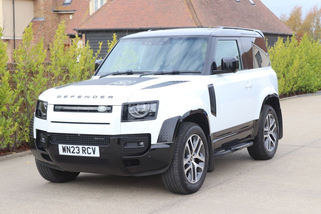 Used Land Rover Defender 2023 for sale - 76690805: Photo 3
