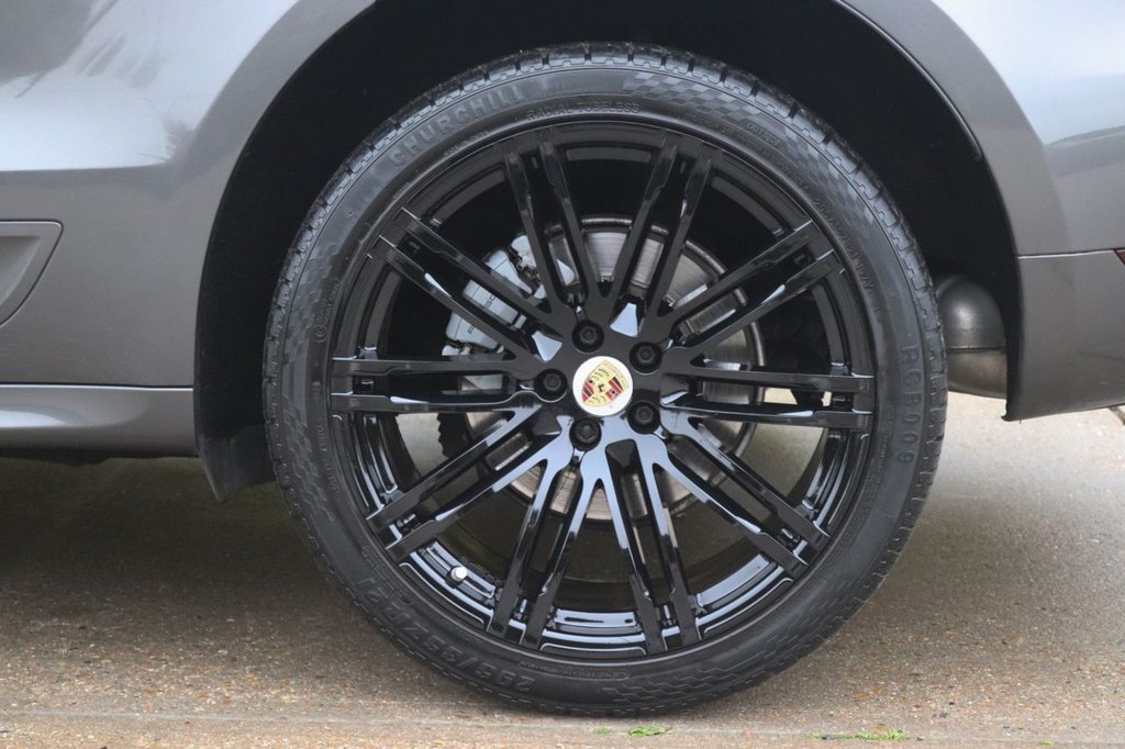 Used Porsche Macan 2015 for sale - 77020433: Photo 19