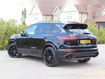 Used Porsche Cayenne 2016 for sale - 75312572: Photo