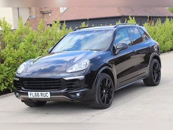 Used Porsche Cayenne 2016 for sale - 75312572: Photo