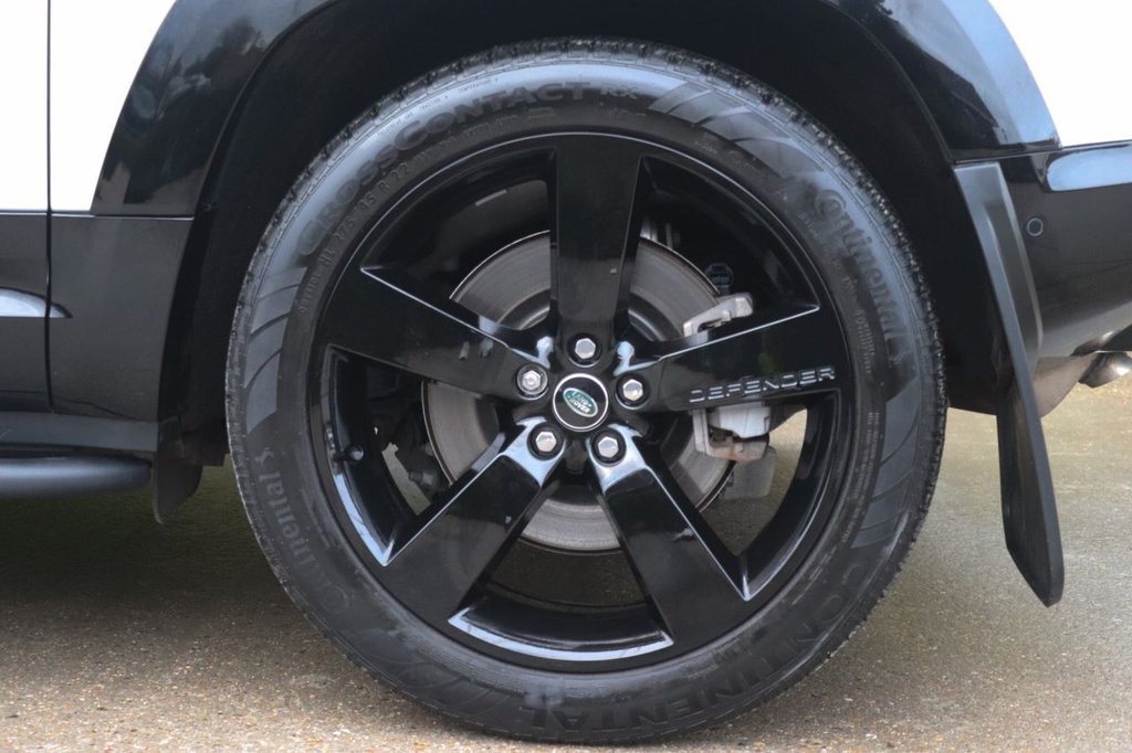 Used Land Rover Defender 2023 for sale - 76751260: Photo 18