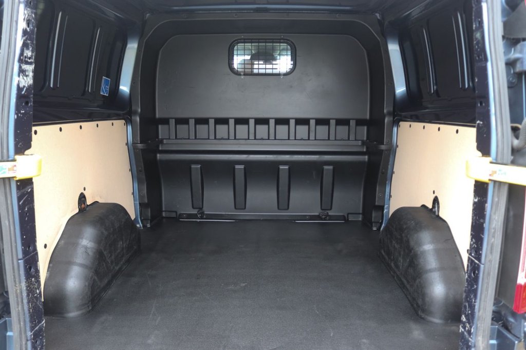 Used Ford Transit Custom 2022 for sale - 76690795: Photo 21