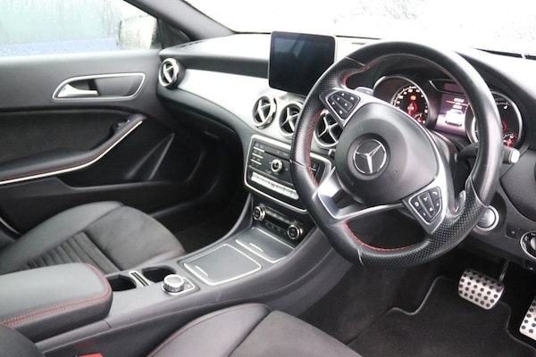 Used Mercedes-Benz GLA 2017 for sale - 76303451: Photo 30