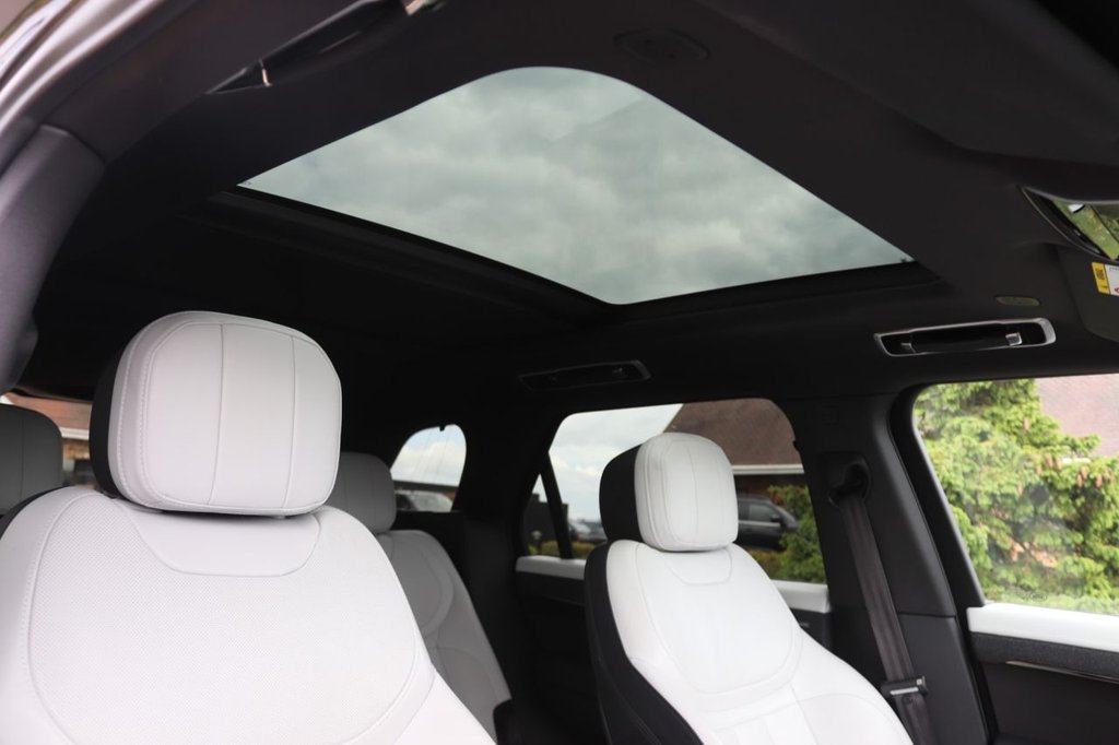 Used Land Rover Range Rover Sport 2023 for sale - 76690779: Photo 34