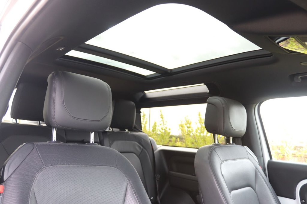 Used Land Rover Defender 2023 for sale - 76396081: Photo 27