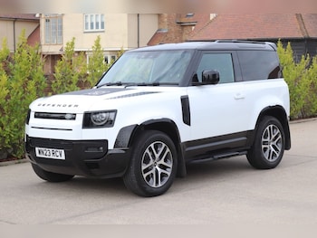 Used Land Rover Defender 2023 for sale - 76396081: Photo