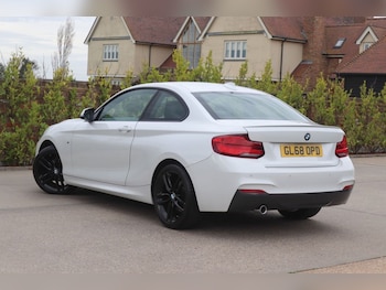 Used BMW 2 Series 2018 for sale - 76690801: Photo
