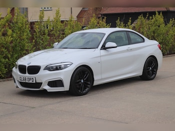 Used BMW 2 Series 2018 for sale - 76690801: Photo