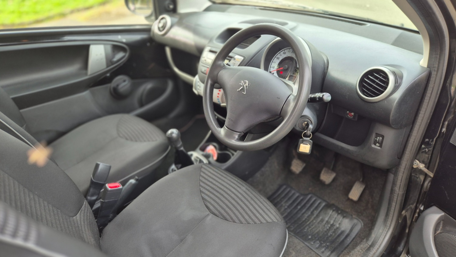 Used Peugeot 107 2012 for sale - 77962238: Photo 10