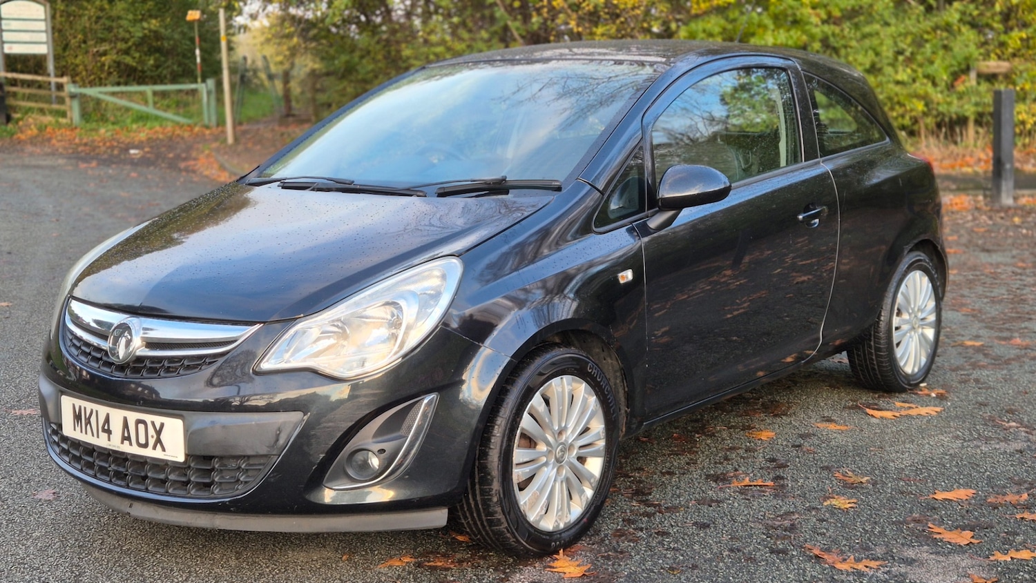 Used Vauxhall Corsa 2014 for sale - 76374109: Photo 3