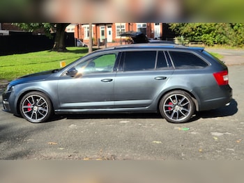 Used Skoda Octavia 2017 for sale - 76055473: Photo