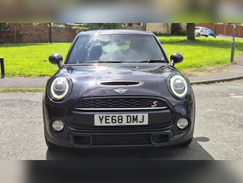 Used MINI Hatch 2018 for sale - 78555818: Photo