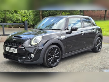 Used MINI Hatch 2018 for sale - 78555818: Photo