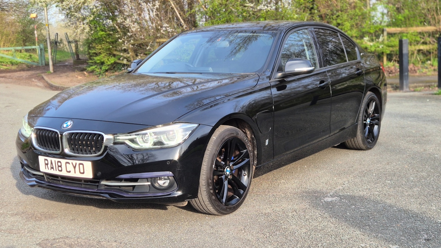 Used BMW 3 Series 2018 for sale - 77954140: Photo 2