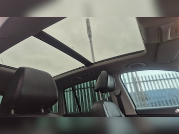 Used Volkswagen Tiguan 2009 for sale - 76461310: Photo