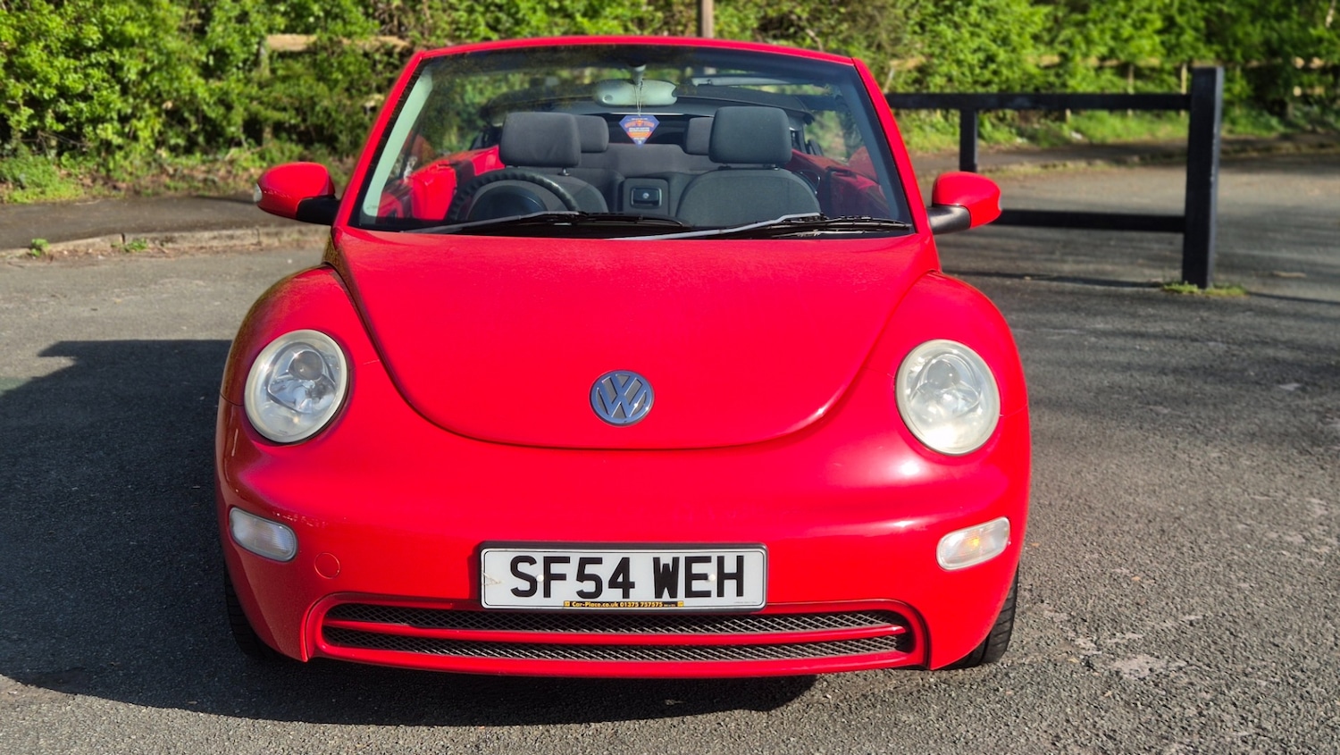 Used Volkswagen Beetle 2004 for sale - 78166170: Photo 2