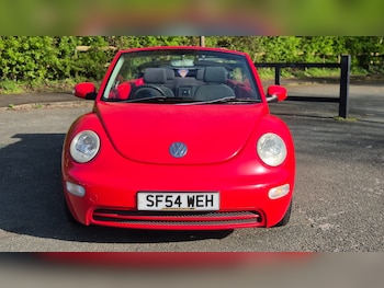 Used Volkswagen Beetle 2004 for sale - 78166170: Photo