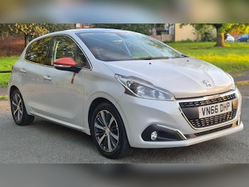 Used Peugeot 208 2016 for sale - 78856927: Photo
