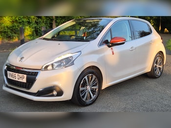 Used Peugeot 208 2016 for sale - 78856927: Photo