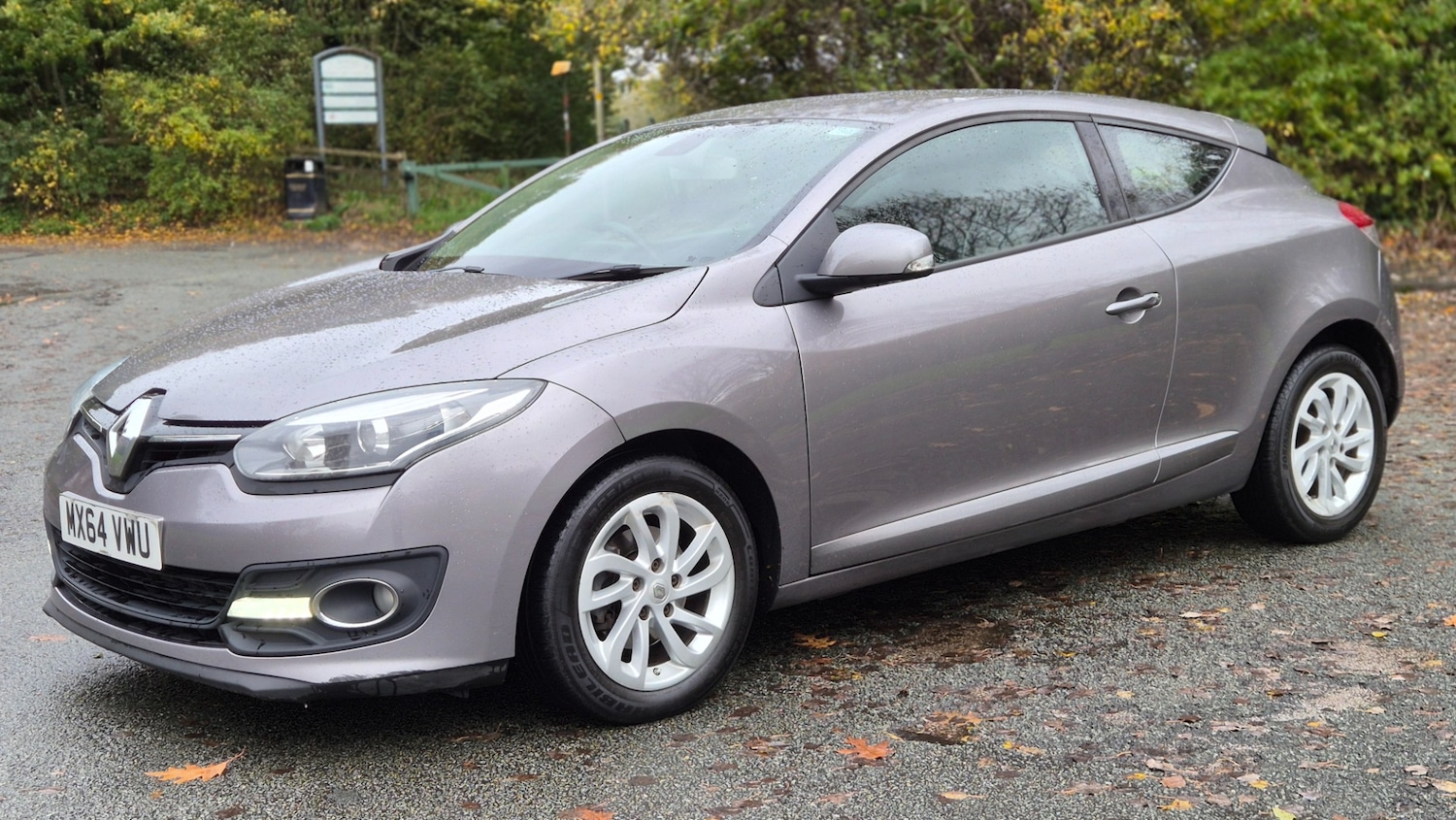 Used Renault Megane 2014 for sale - 76334571: Photo 2