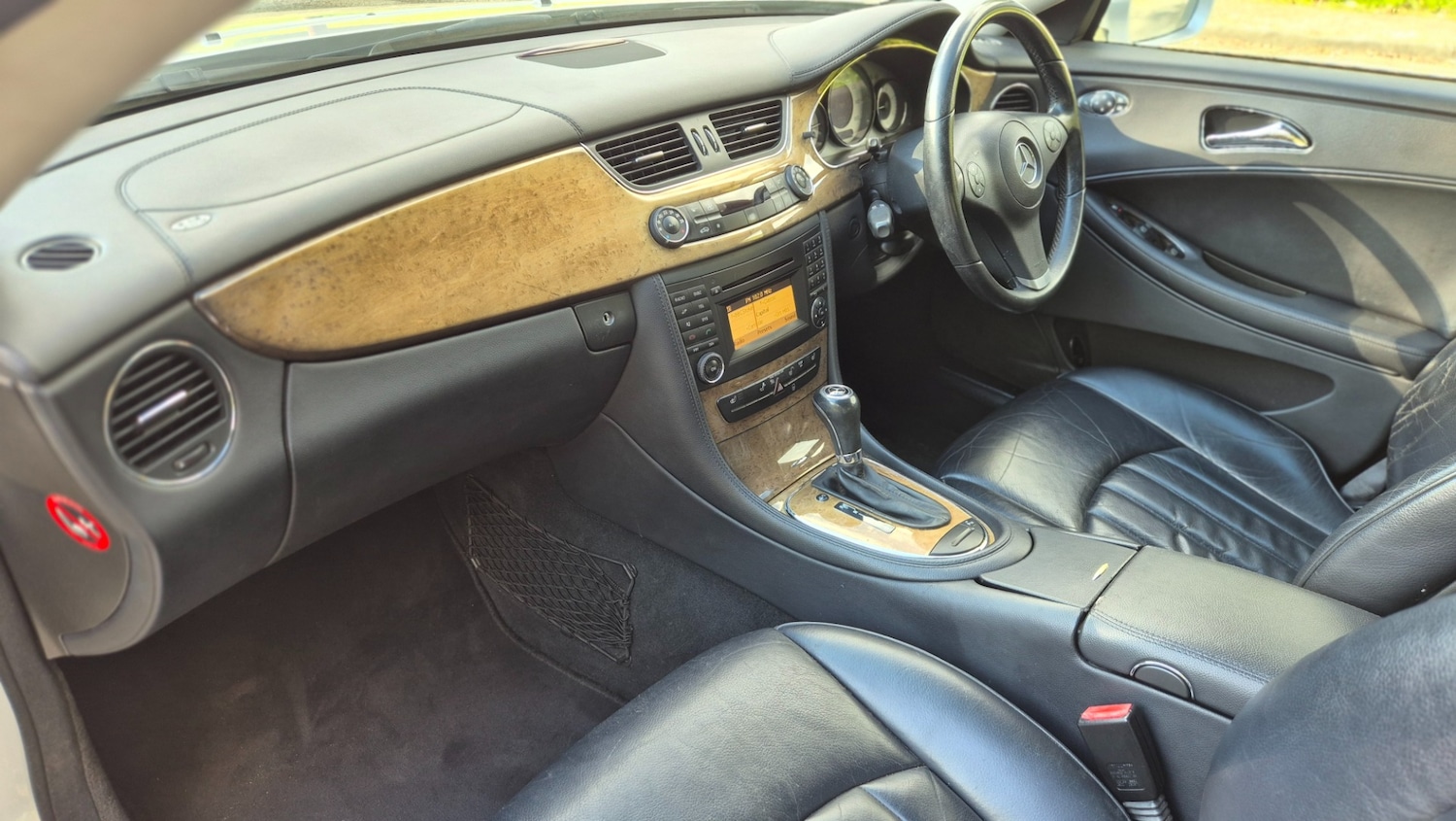 Used Mercedes-Benz CLS 2009 for sale - 76037870: Photo 11