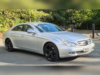 Mercedes-Benz - CLS