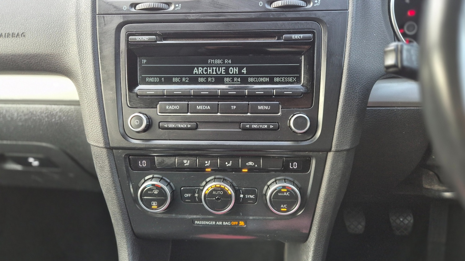 Used Volkswagen Golf 2015 for sale - 77023898: Photo 15