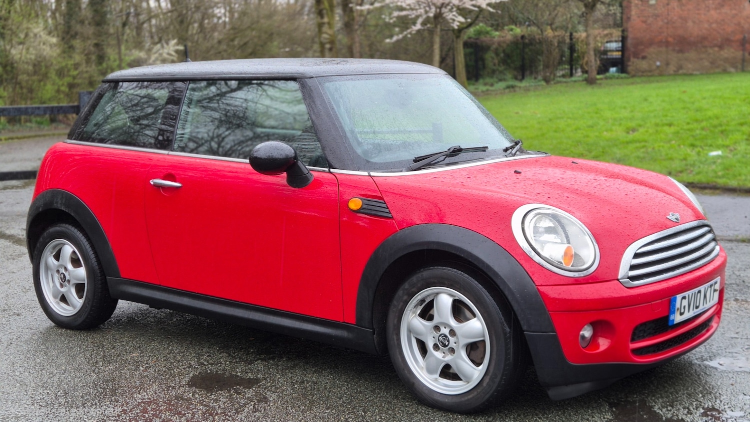 Used MINI Hatch 2010 for sale - 77903342: Photo 1