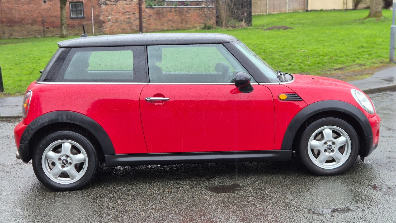 Used MINI Hatch 2010 for sale - 77903342: Photo 4
