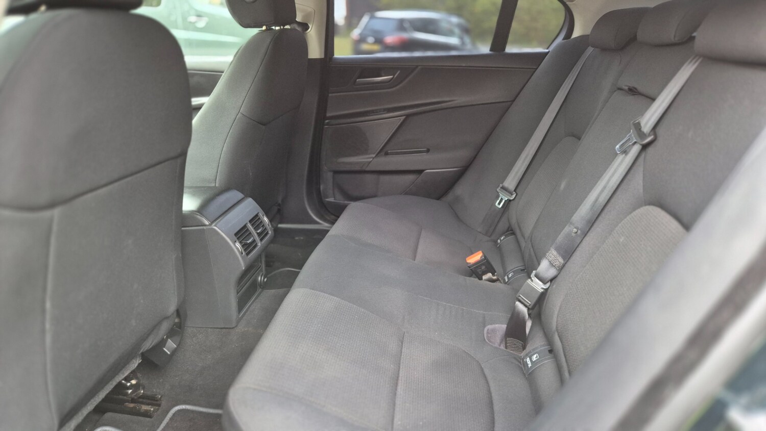 Used Jaguar XE 2015 for sale - 78176229: Photo 15