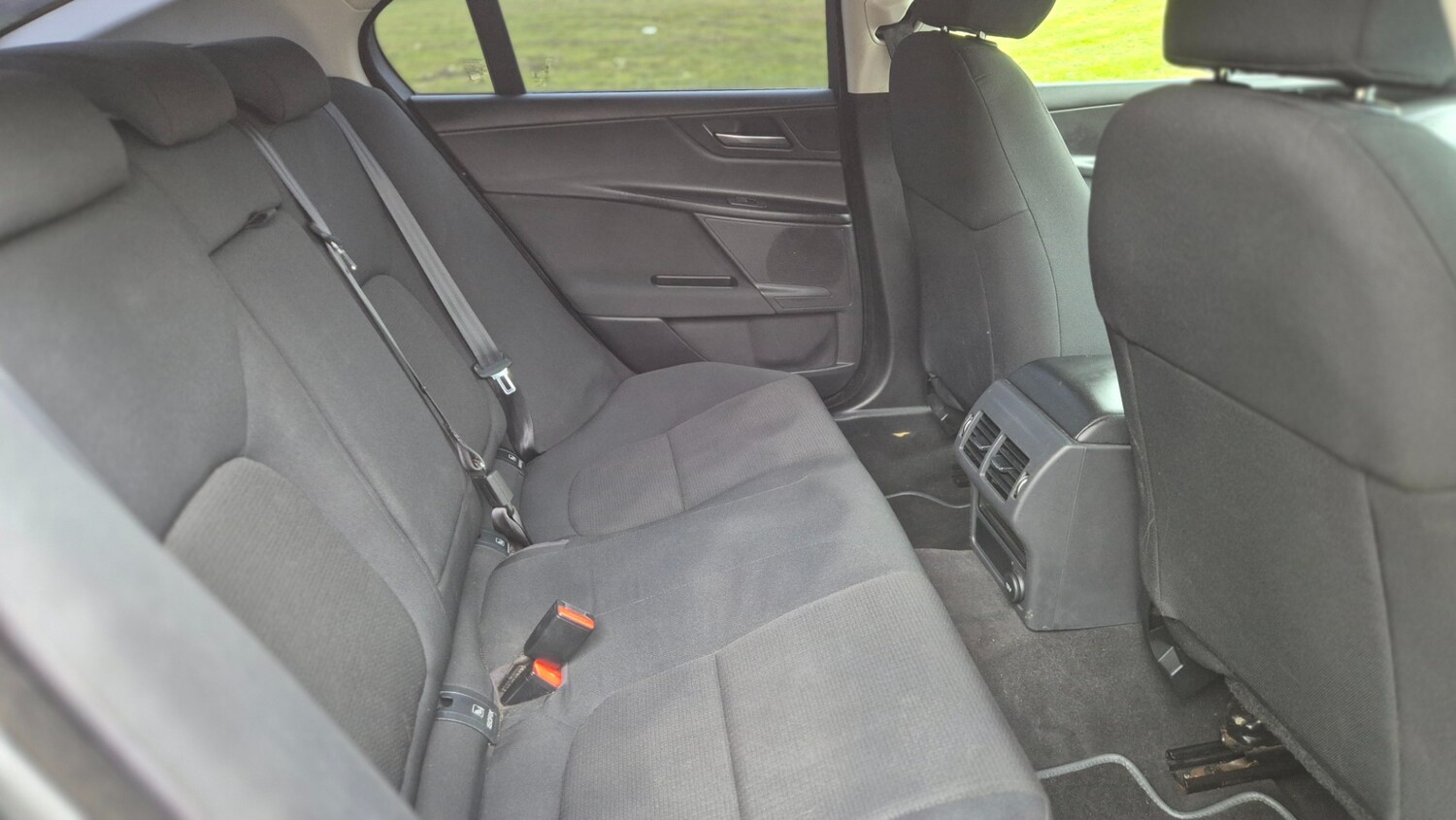 Used Jaguar XE 2015 for sale - 78176229: Photo 16