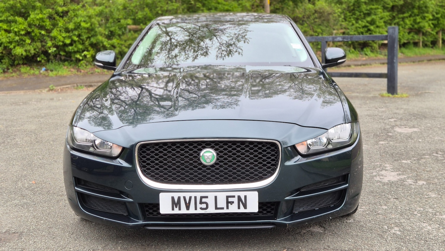Used Jaguar XE 2015 for sale - 78176229: Photo 2