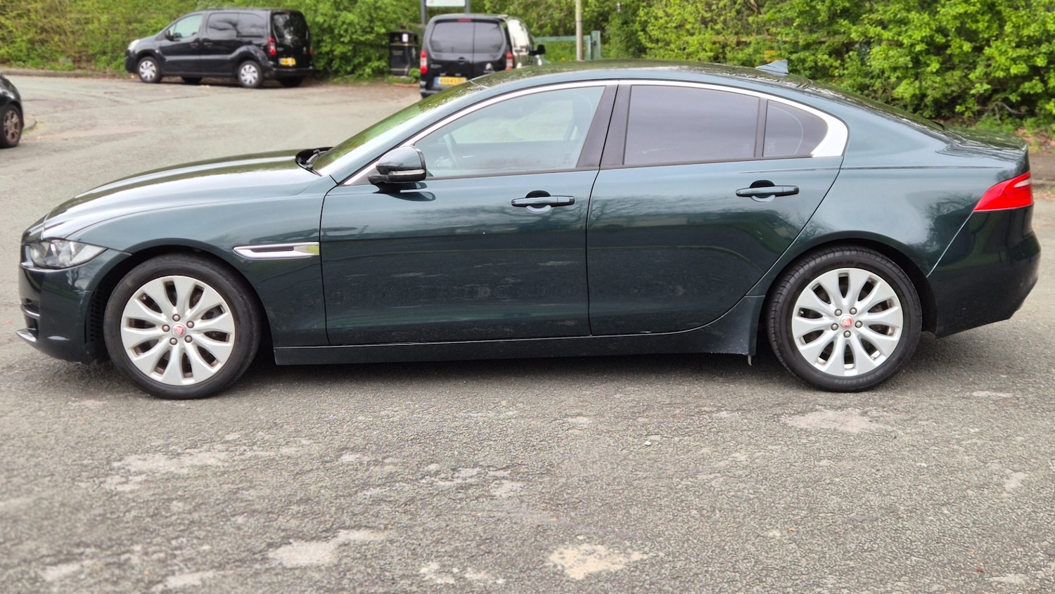 Used Jaguar XE 2015 for sale - 78176229: Photo 5