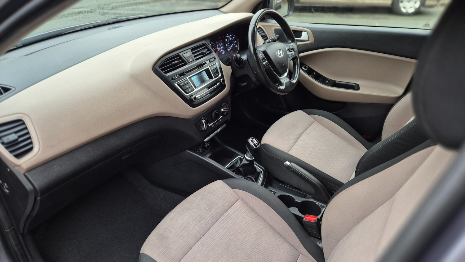 Used Hyundai i20 2015 for sale - 77028168: Photo 10