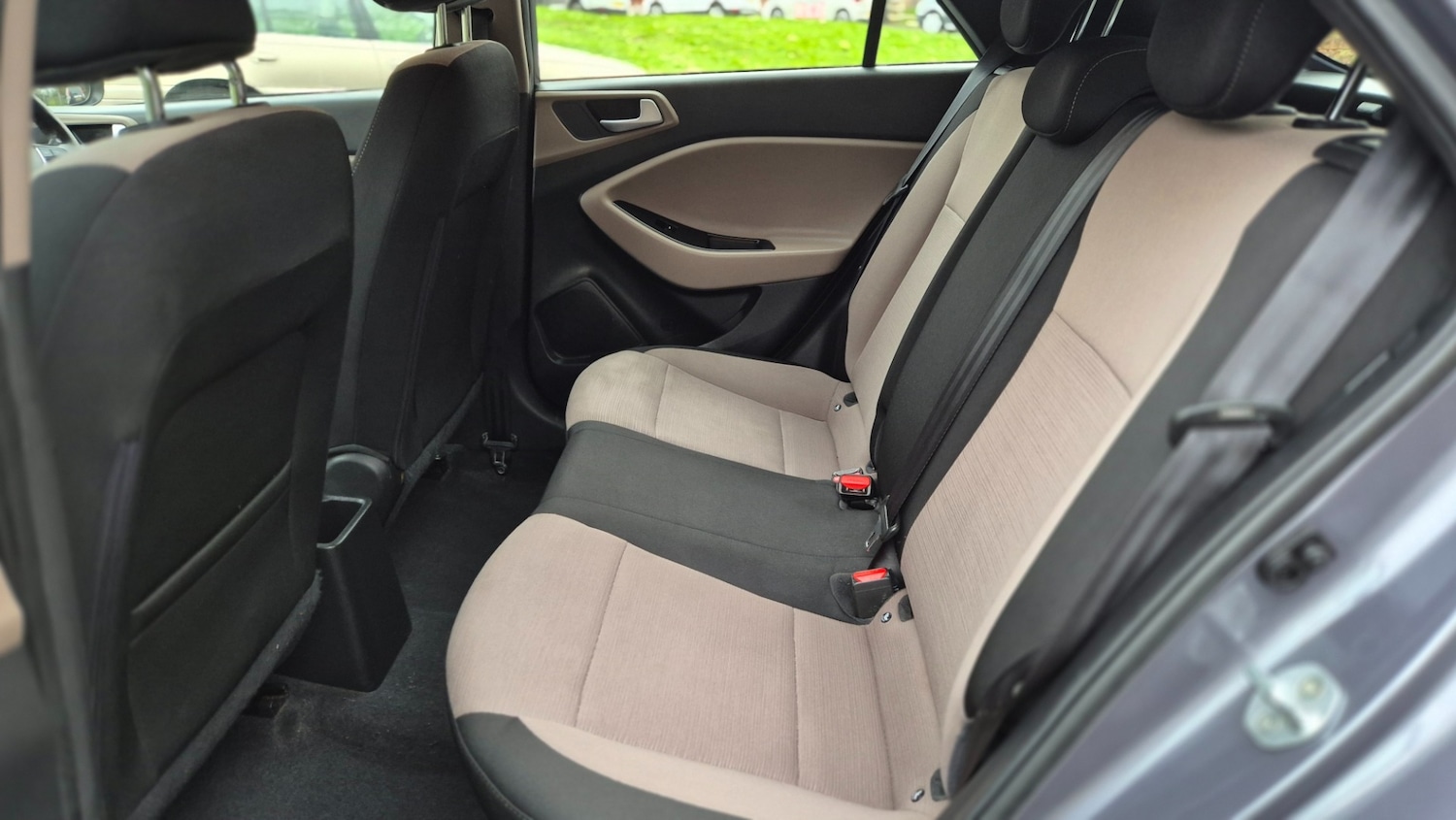 Used Hyundai i20 2015 for sale - 77028168: Photo 11