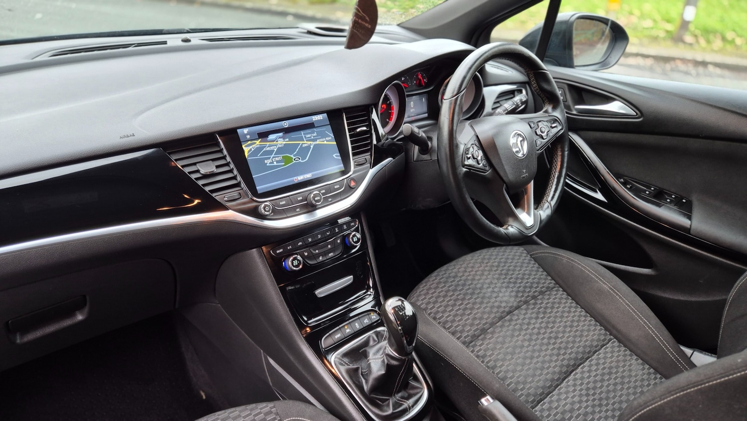 Used Vauxhall Astra 2016 for sale - 77300335: Photo 11