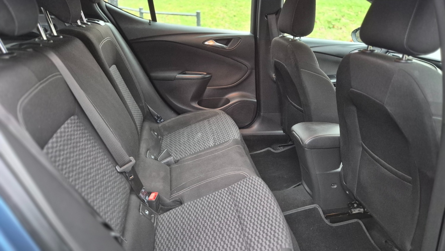 Used Vauxhall Astra 2016 for sale - 77300335: Photo 13