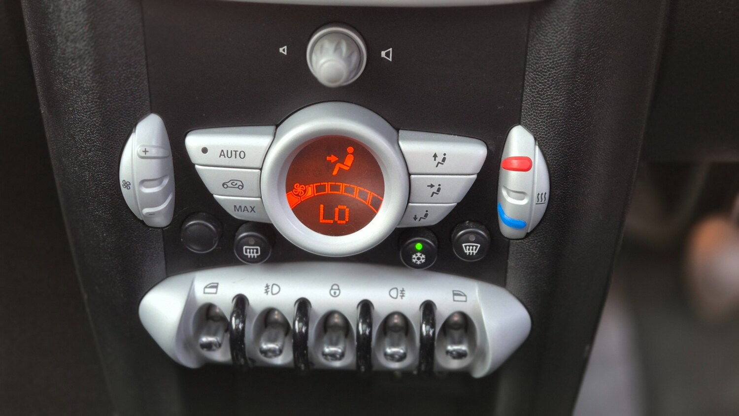 Used MINI Hatch 2010 for sale - 77767016: Photo 14