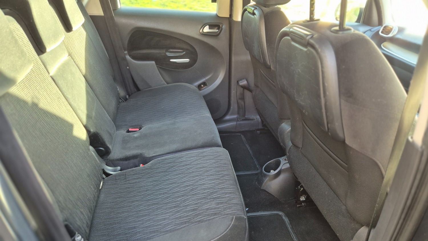 Used Citroen C3 Picasso 2015 for sale - 77903384: Photo 11