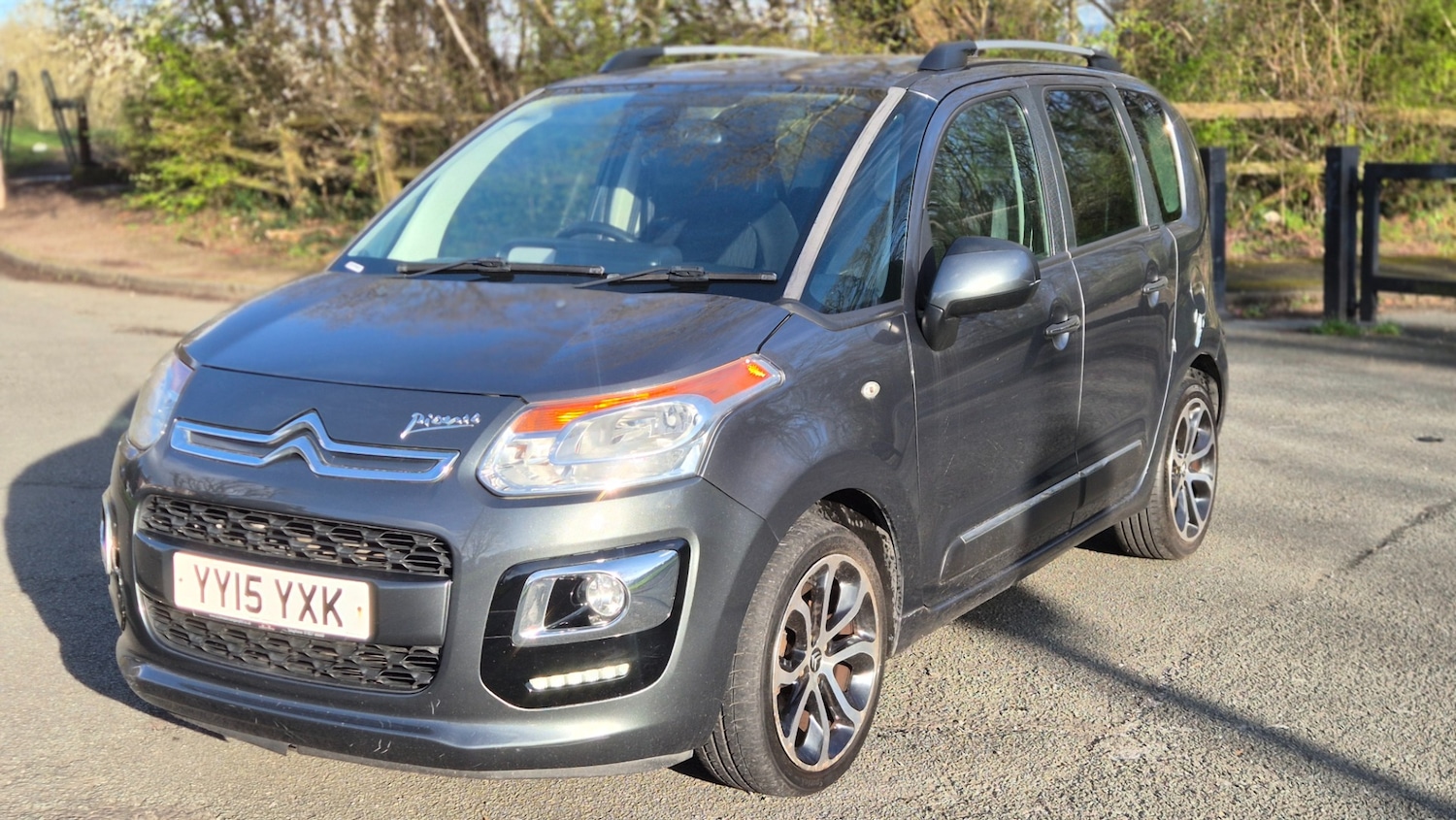 Used Citroen C3 Picasso 2015 for sale - 77903384: Photo 3