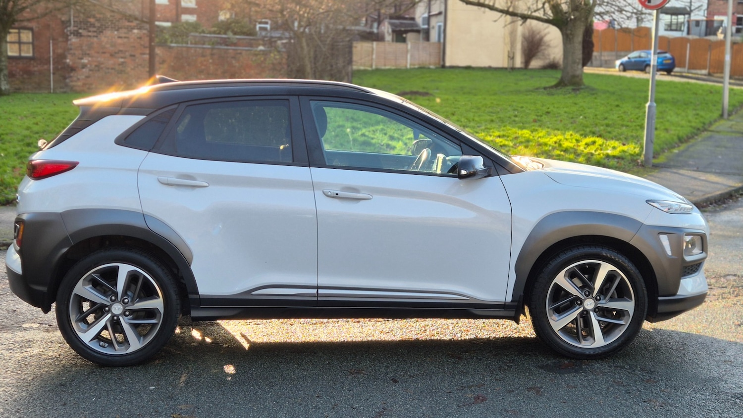 Used Hyundai KONA 2019 for sale - 76921994: Photo 4