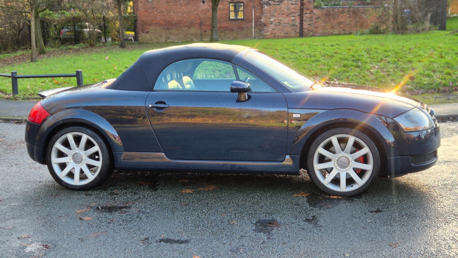 Used Audi TT 2003 for sale - 76748458: Photo 11