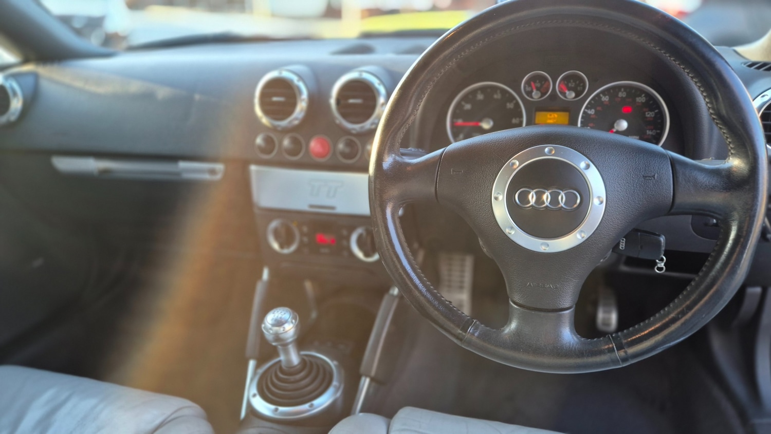 Used Audi TT 2003 for sale - 76748458: Photo 15