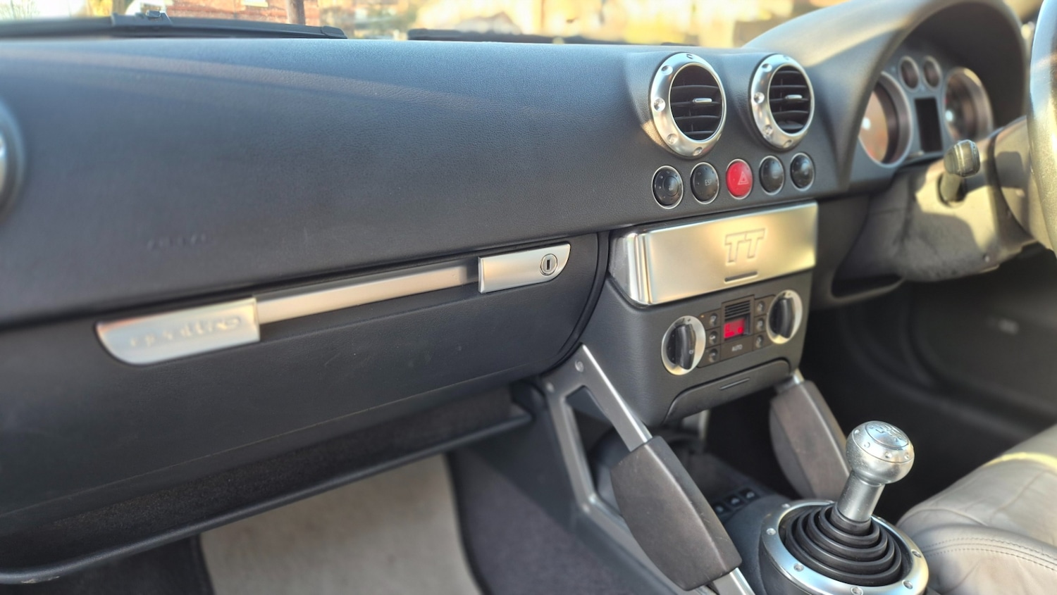 Used Audi TT 2003 for sale - 76748458: Photo 18