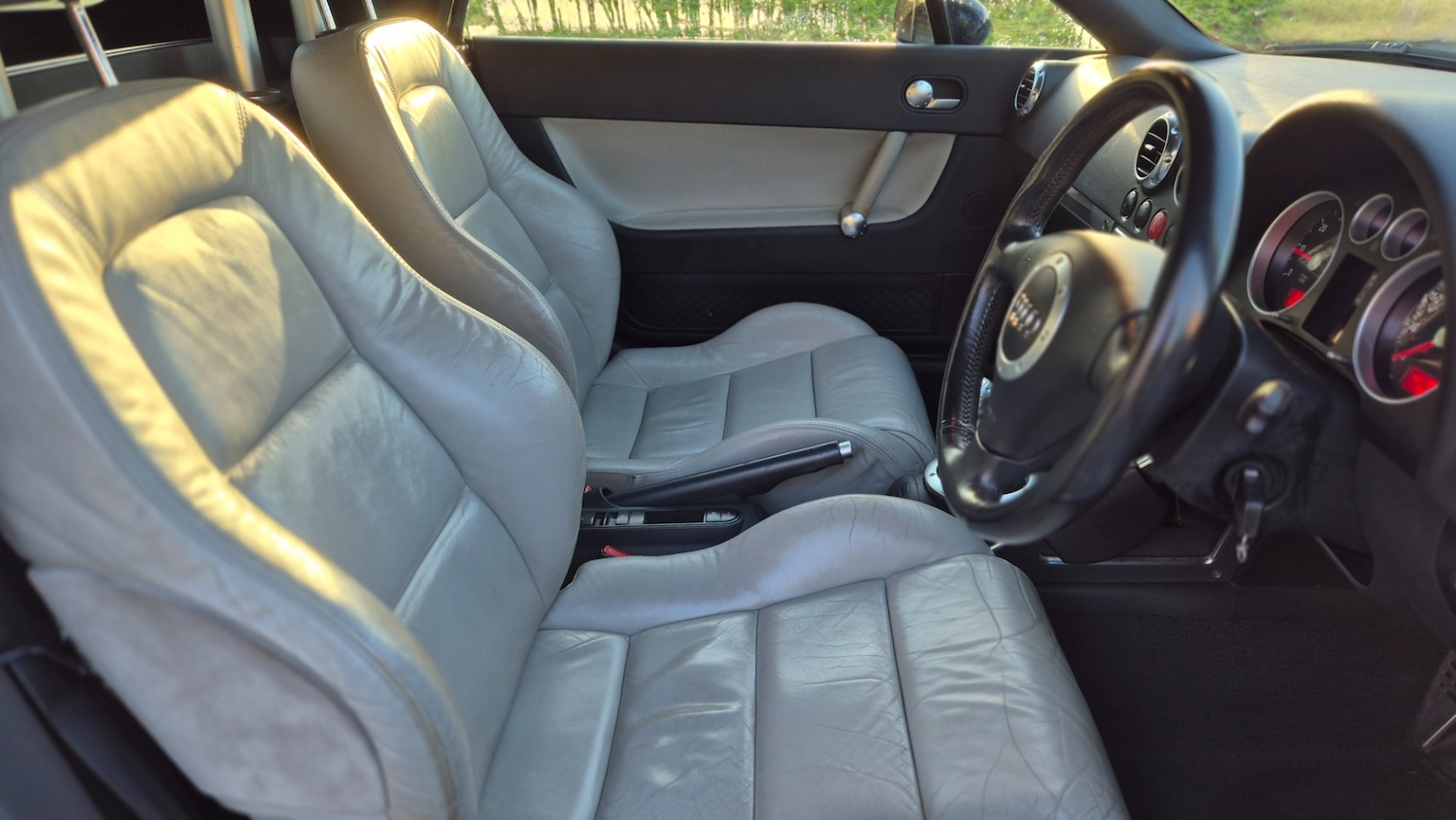 Used Audi TT 2003 for sale - 76748458: Photo 22