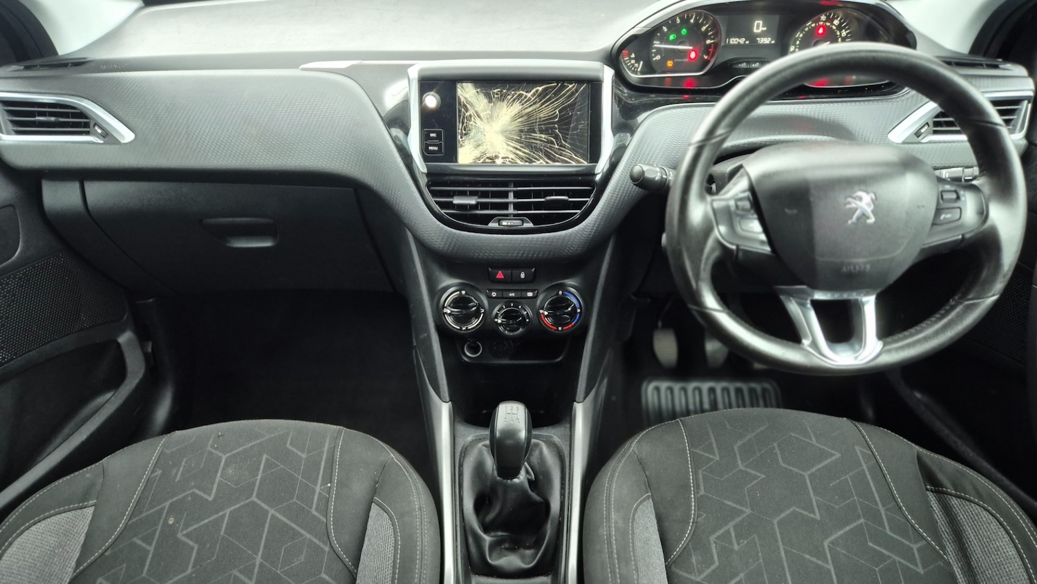 Used Peugeot 2008 2018 for sale - 77643258: Photo 10