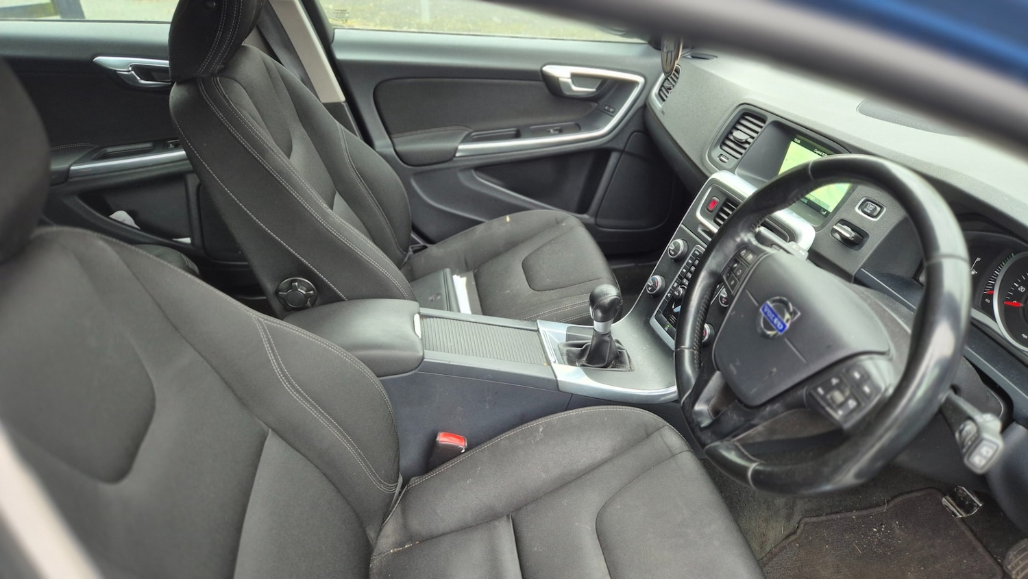 Used Volvo V60 2014 for sale - 77149552: Photo 9